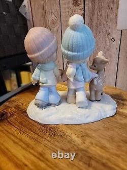 Precious Moments A Winter Walk Is Warmer With You Love Figurine 231038 New