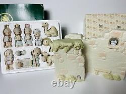 Precious Moments COME LET US ADORE HIM 11pc Nativity Set E2395 + Wall E-5644 Box