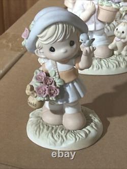 Precious Moments Calendar Girls Edition 2001 (10 Of 12 Figurines)