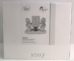 Precious Moments Chapel Love Goes On Forever 209102 Angels Heaven NEW