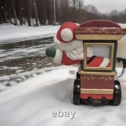 Precious Moments Christmas Train Figurine Santa Claus Back in Town#0002/3000
