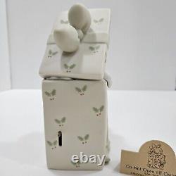 Precious Moments Collectible Do Not Open Till Christmas Figurine Music Box gift