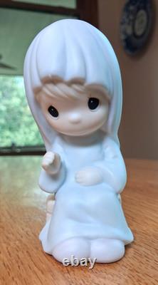 Precious Moments Come Let Us Adore Him 5- 6 Nativity Set & Boxes 17 pieces
