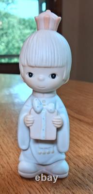 Precious Moments Come Let Us Adore Him 5- 6 Nativity Set & Boxes 17 pieces
