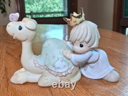Precious Moments Come Let Us Adore Him 5- 6 Nativity Set & Boxes 17 pieces