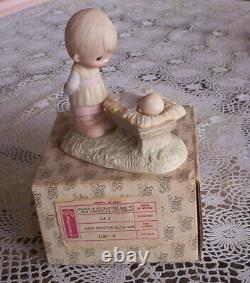 Precious Moments Come Let Us Adore Him E-2011 Nativity-boy With Manger Baby-box