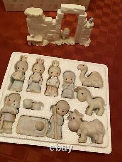 Precious Moments Come Let Us Adore Him Mini Nativity Set 1982 E-2395 +bonus +box