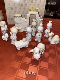 Precious Moments Come Let Us Adore Him Mini Nativity Set 1982 E-2395 +bonus +box