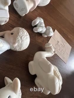 Precious Moments Come Let Us Adore Him Nativity Set & Buildings E2387 E2395