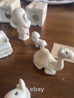 Precious Moments Come Let Us Adore Him Nativity Set & Buildings E2387 E2395