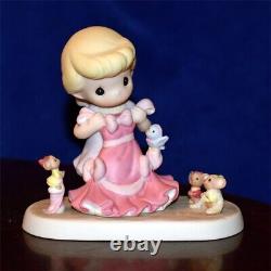 Precious Moments DISNEY CINDERELLA ANYTHING IS POSSIBLE WITH FRIENDS 830009