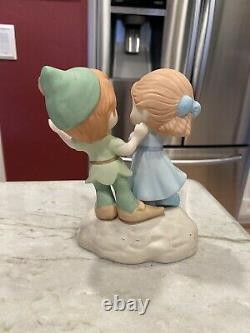 Precious Moments DISNEY Showcase Collection Peter Pan and Wendy Neverland 2010