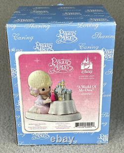 Precious Moments Disney A World Of My Own #690004D 2006