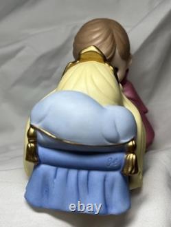 Precious Moments, Disney, Believe In The Power Of True Love Princess Aurora