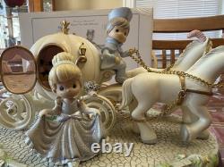 Precious Moments Disney Cinderella Carriage Share The Gift Of Love Musical