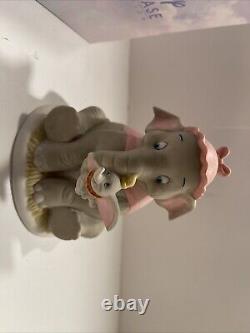 Precious Moments Disney Dumbo Figurine Your Love Is So Comforting in Box