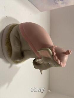 Precious Moments Disney Dumbo Figurine Your Love Is So Comforting in Box