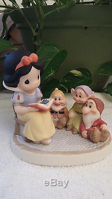 Precious Moments Disney Gathering Friends Together Is A Wonderful Story 830010