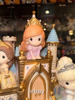 Precious Moments Disney Masterpiece Collection They Lived Happily Ever After'