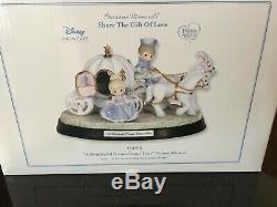 Precious Moments Disney Showcase Cinderella Carriage Musical with Original Box