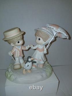 Precious Moments Disney Showcase-It's a Jolly Holiday With You-Mary Poppins WB