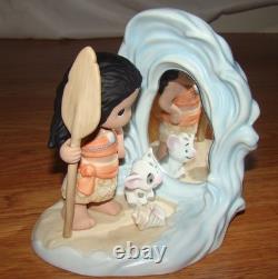 Precious Moments, Disney Showcase SEA YOUR OWN WAY (252013) Moana, Pua