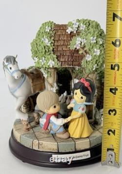 Precious Moments Disney Snow White Deluxe Musical You Are My Dream Come True