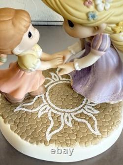 Precious Moments Disney We Go Hand-In-Hand Tangled Rapunzel 154012 Mint Cond