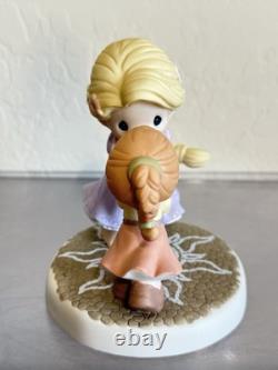 Precious Moments Disney We Go Hand-In-Hand Tangled Rapunzel 154012 Mint Cond
