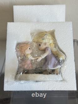 Precious Moments Disney We Go Hand-In-Hand Tangled Rapunzel 154012 Mint Cond
