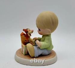 Precious Moments Disney Winnie the Pooh The Wonderful Thing About Tiggers in Box