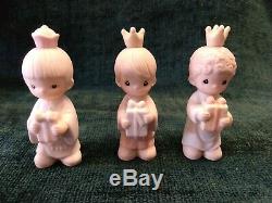 Precious Moments E2395 Mini Nativity 11 Pc Set Figurines With Manger 1982NWOB