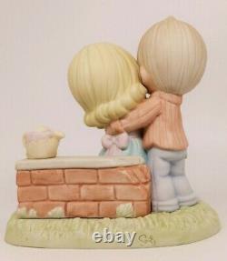 Precious Moments EMBRACED IN YOUR LOVE 630041 Couple Love / Limited Edition