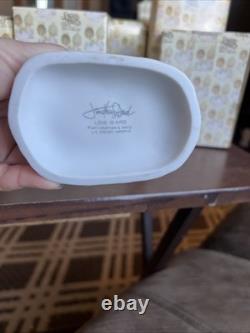 Precious Moments E-1379/A. Love Is Kind. Original White Box