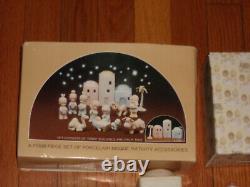 Precious Moments E-2387 4 Piece Nativity Acc. 3 Buildings Palm Tree + Wee Kings