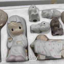 Precious Moments E-2800 Come Let Us Adore Him Nativity Set 1979 Original Box