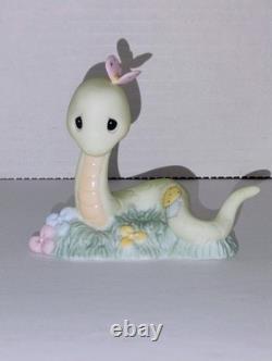 Precious Moments Enesco Hisssterrically Sweet 821969 Signed Porcelain Figurine