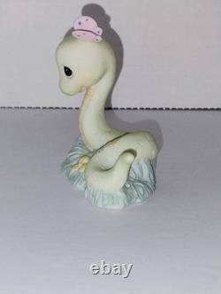 Precious Moments Enesco Hisssterrically Sweet 821969 Signed Porcelain Figurine