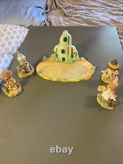 Precious Moments Enesco Wizard Of Oz, Emerald City Skyline Base, 4 Figurines