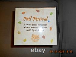 Precious Moments-Fall Festival-Lighted Barn-7 Total pieces-withbox-732494-Mint