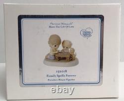 Precious Moments Family Spells Forever 152018 Game Night Scrabble NEW