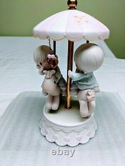 Precious Moments Figurine #139475 Love Makes The World Go'Round