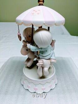 Precious Moments Figurine #139475 Love Makes The World Go'Round