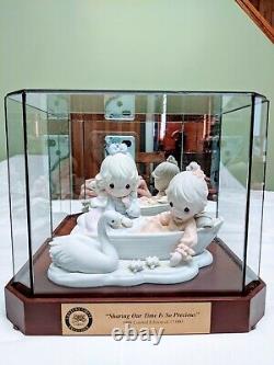 Precious Moments Figurine 456349-Sharing Our Time Is So Precious-COA/Glass Case