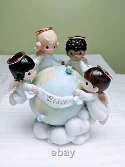 Precious Moments Figurine 539309-His Love Will Uphold The World-COA/Display Case