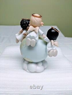 Precious Moments Figurine 539309-His Love Will Uphold The World-COA/Display Case
