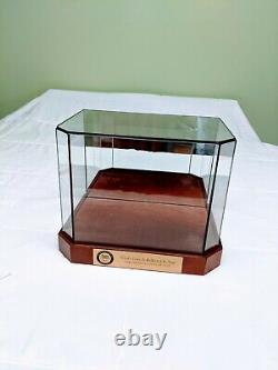 Precious Moments Figurine/Glass Case 175277 God's Love Is Reflected In You-COA
