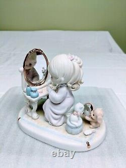 Precious Moments Figurine/Glass Case 175277 God's Love Is Reflected In You-COA
