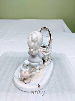 Precious Moments Figurine/Glass Case 175277 God's Love Is Reflected In You-COA