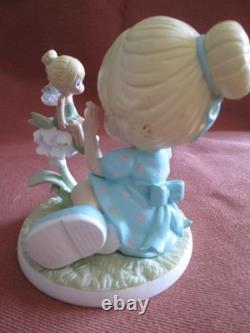 Precious Moments Figurine Our Friendship is magical Disney
